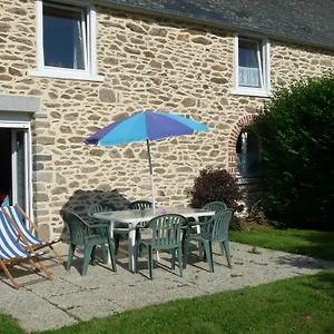 Les Gîtes De La Métairie Du Dick Hébergement de vacances